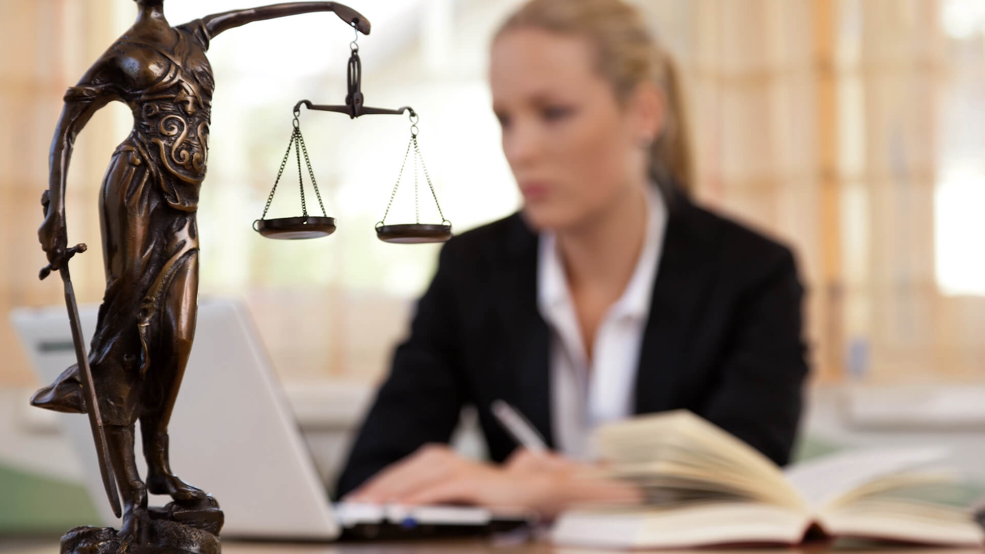 Why You Need a CBD Attorney in Florida